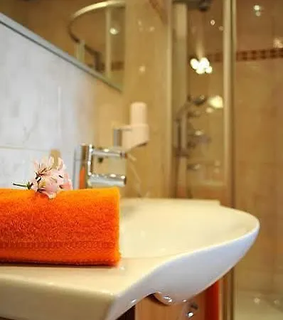 Almgasthof Windischgraetz イン 3*